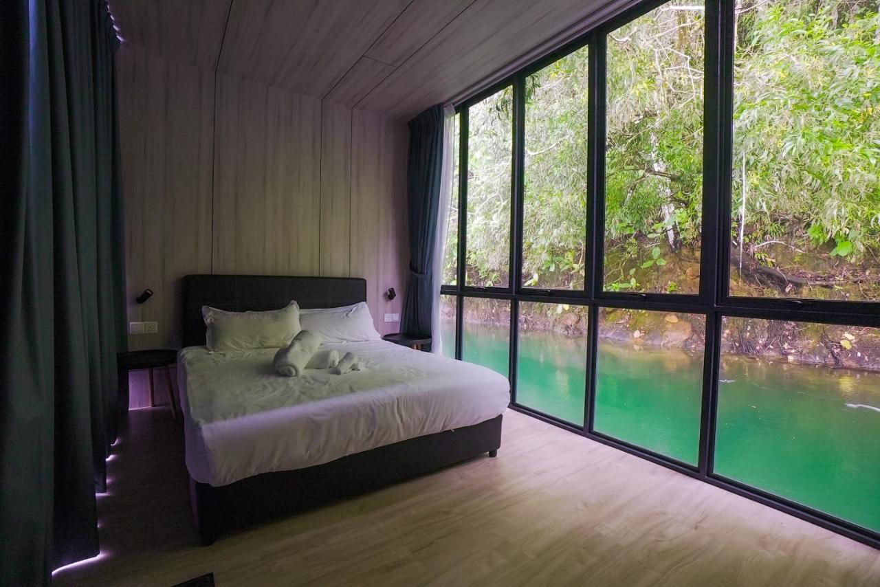 Roxy Tasik Biru Resort City Bau Eksteriør bilde