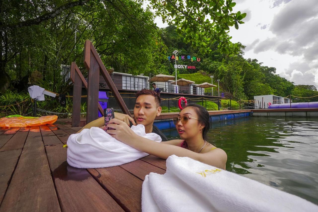 Roxy Tasik Biru Resort City Bau Eksteriør bilde