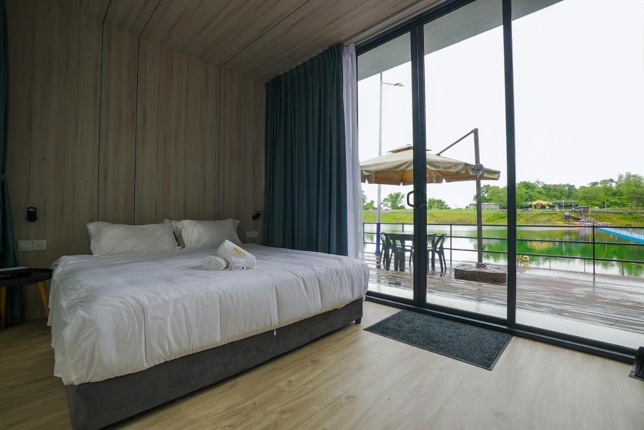 Roxy Tasik Biru Resort City Bau Eksteriør bilde