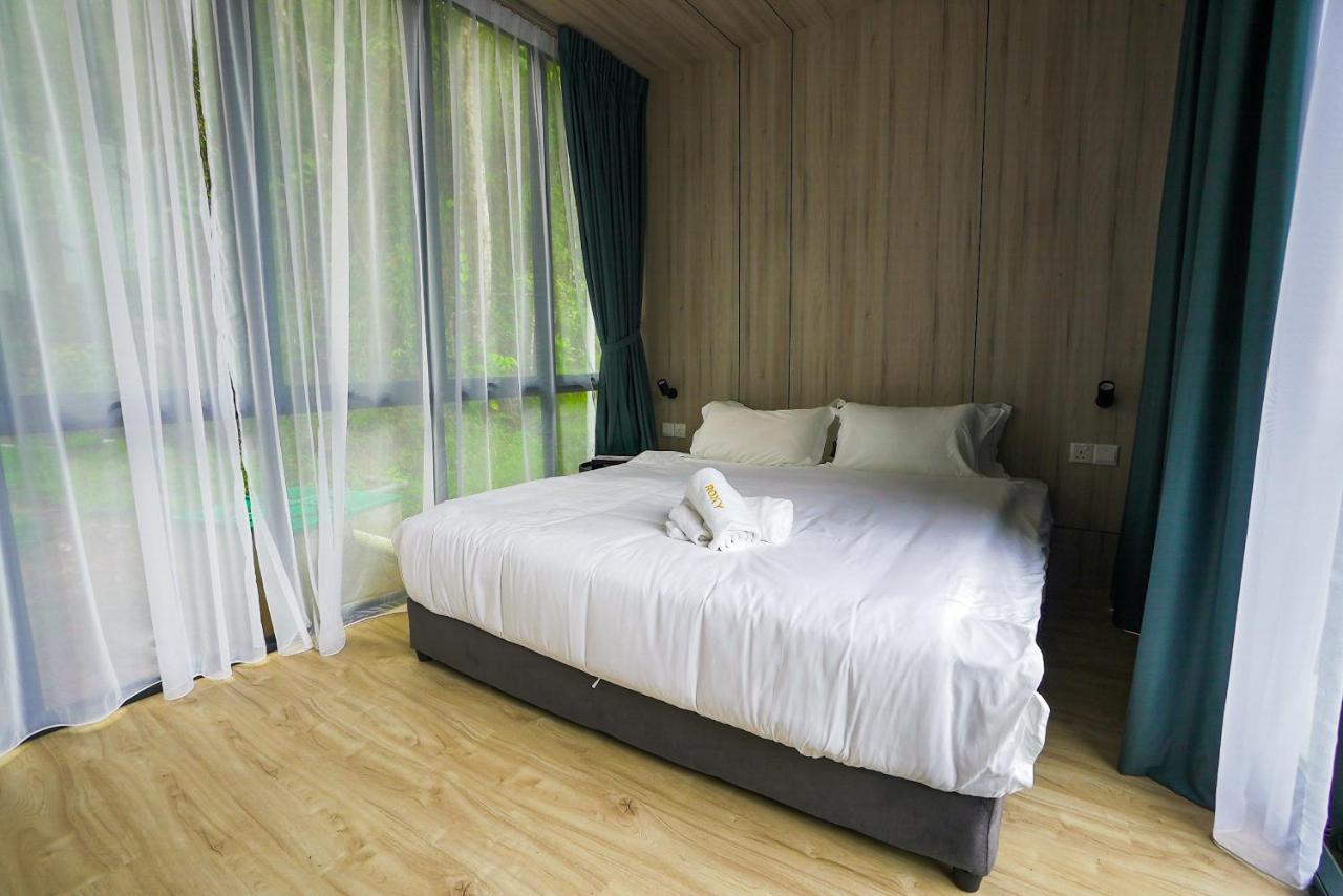 Roxy Tasik Biru Resort City Bau Eksteriør bilde