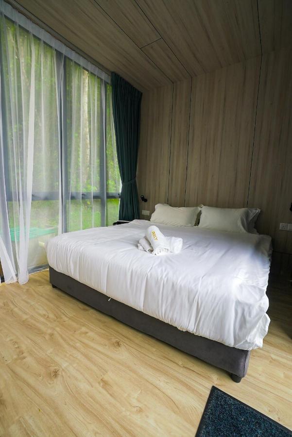 Roxy Tasik Biru Resort City Bau Eksteriør bilde