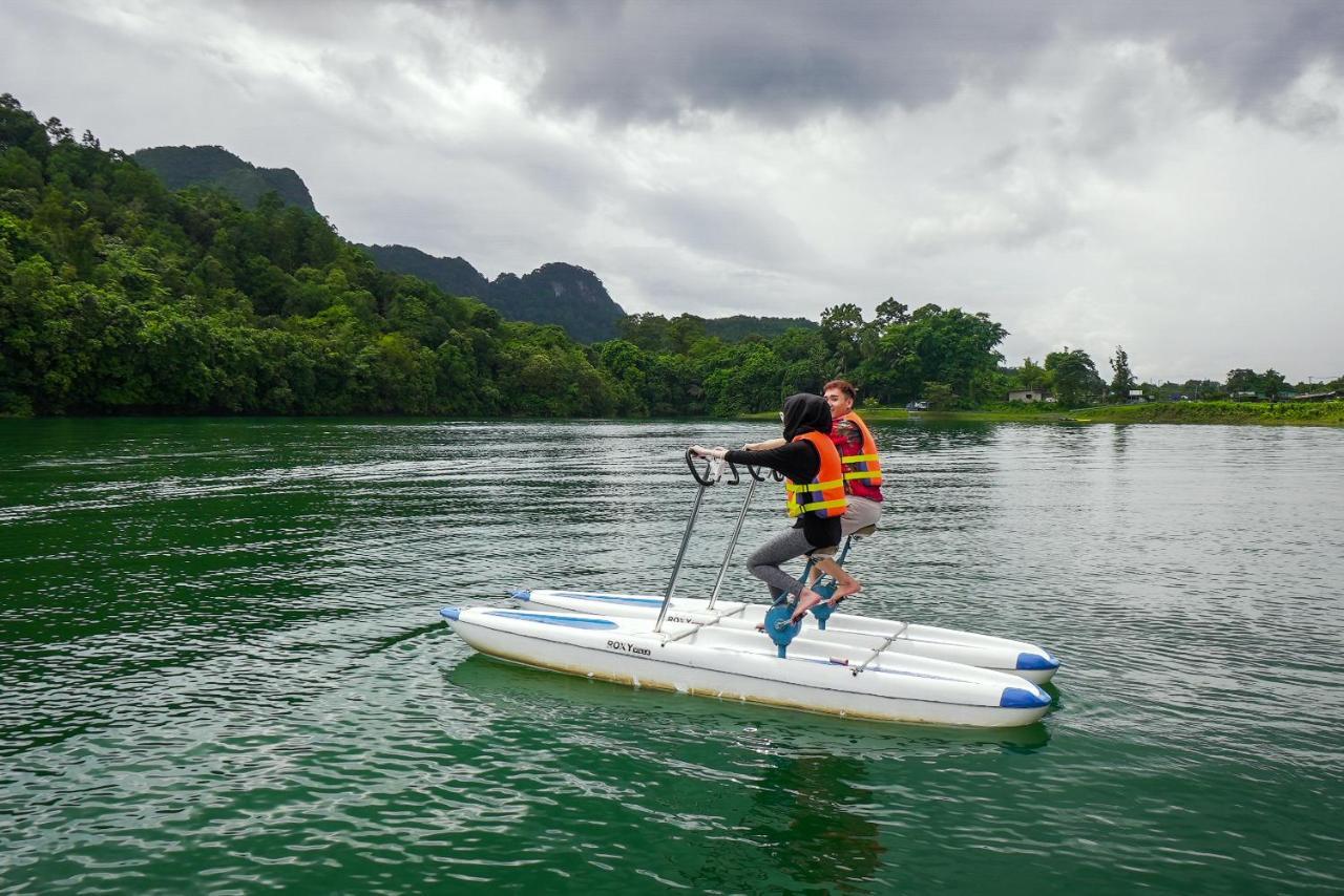Roxy Tasik Biru Resort City Bau Eksteriør bilde